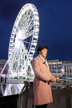 sara weather news go out live nottingham march 2011 sm.jpg
